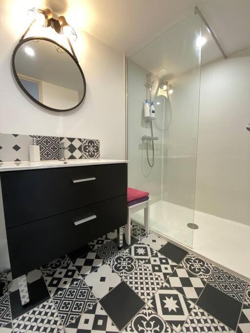 Appart 2 Pieces 35M2,Centre Ville, Parking Gratuit Bourges Exterior photo