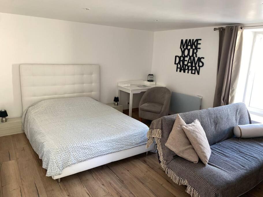 Appart 2 Pieces 35M2,Centre Ville, Parking Gratuit Bourges Exterior photo